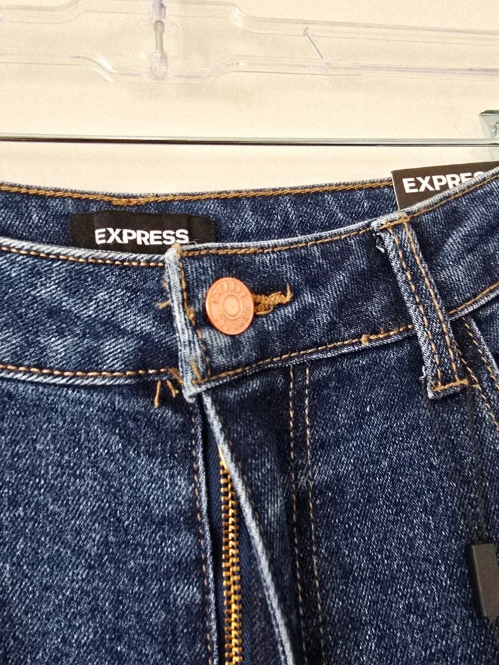 Express High Rise Barrel Jeans 8 Dark Wash Raw Hem NWT